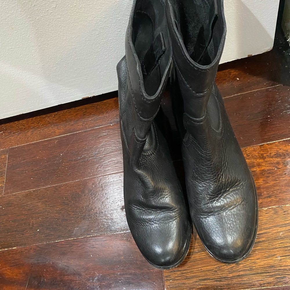 Frye pull on bootie sz 9.5 - Picture 5 of 8